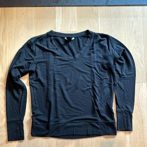 Athleta sunrise v neck sweatshirt